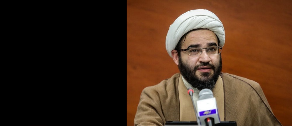 هیچ نهادی خارج از صنف مداحان قابلیت نظارت و رفع خطاهای این قشر را ندارد