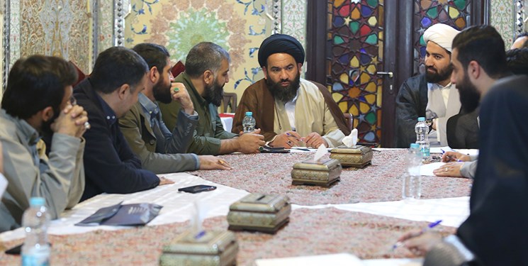 مداحی استودیویی حرف در گوشی هیأتی‌ها بود