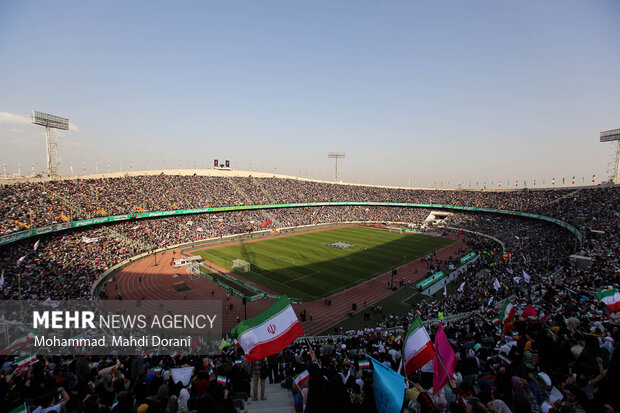 مراسم اجتماع بزرگ سلام فرمانده/حماسه حضور دهه هشتاد و نودی ها