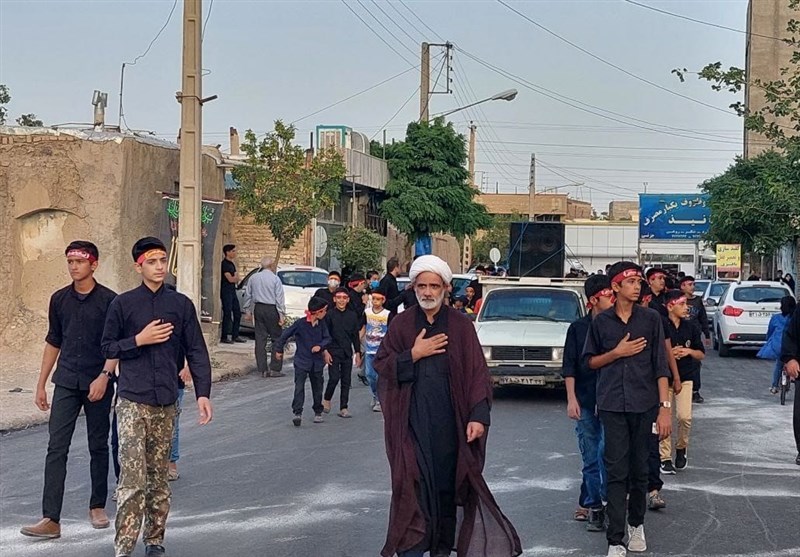 اجتماع هیئت‌های مذهبی گناباد به‌مناسبت شهادت امام صادق(ع)