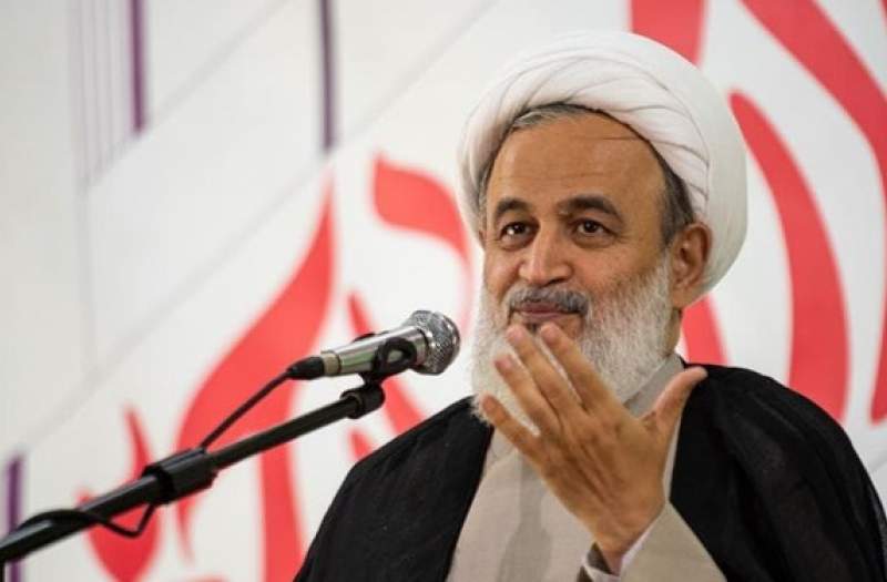 پناهیان: «سلام فرمانده» وارد بازی‌های کودکان شد/ میرزامحمدی: استودیوخوانی مسیر مداحی نیست