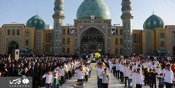 اجتماع «سلام فرمانده» به جمکران رسید