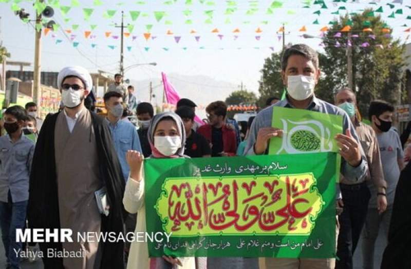 خیمه ارائه مشاوره خانواده در مسیر مهمونی ۱۰ کیلومتری غدیر برپا شد