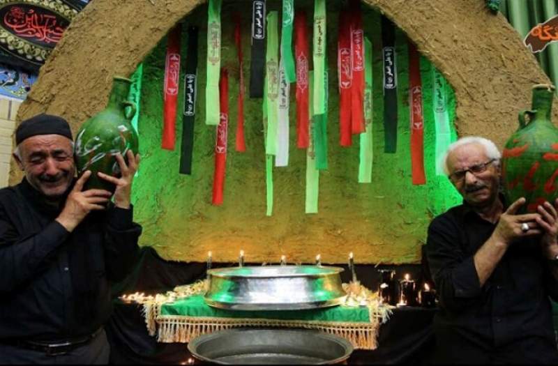 آیین طشت‌گذاری؛ استقبال مردم اردبیل از کاروان کربلا